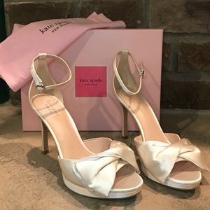 NWB Kate Spade Bridal Bow Satin Heel Ivory
